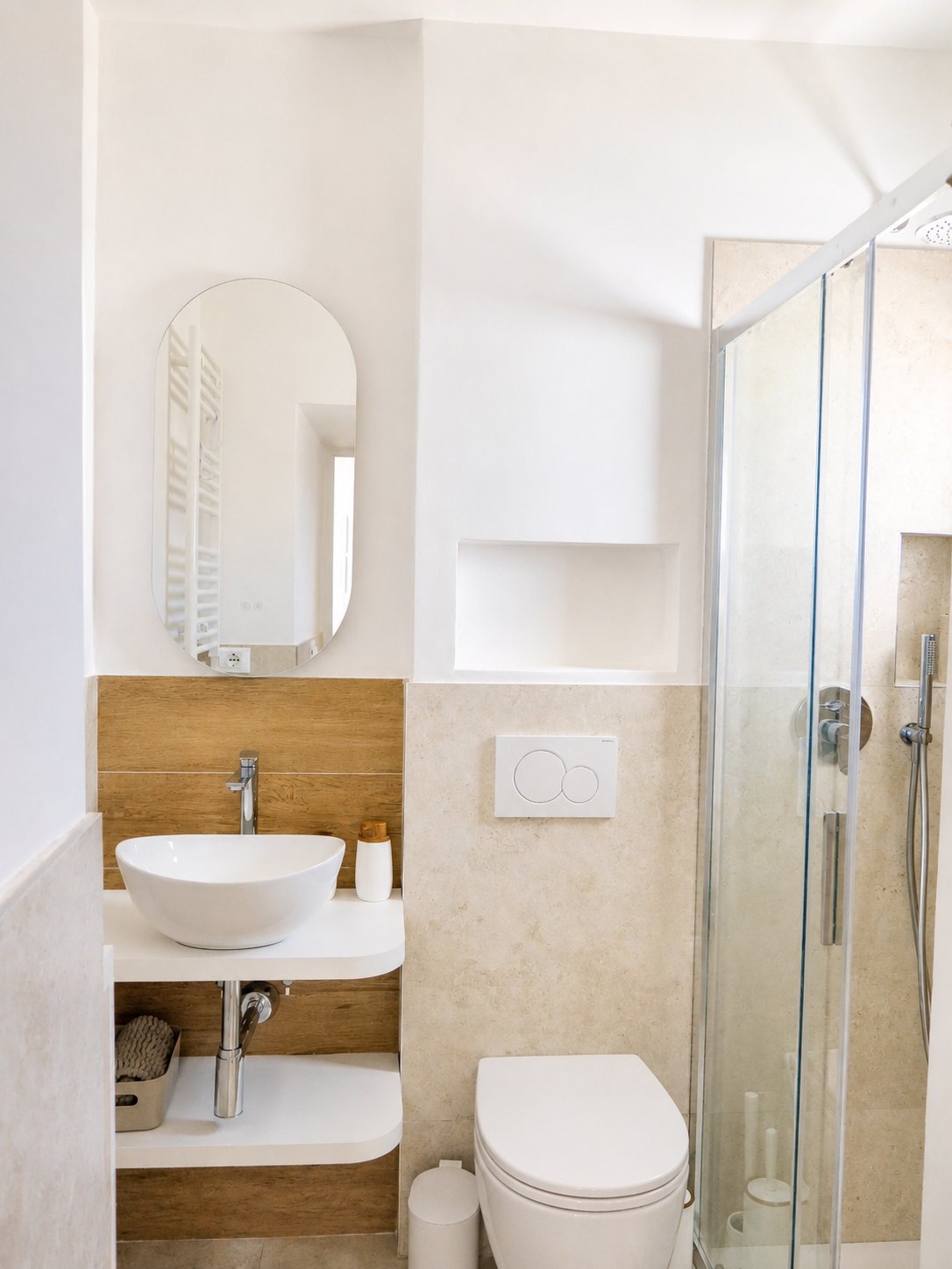 Bagno moderno con doccia